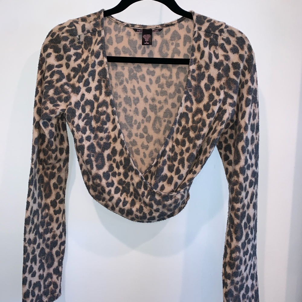 Victoria’s Secret leopard print top
